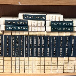 Vintage 1961 World Book Encyclopedia Sets  Year book 1964-68 Missing Volumes 19